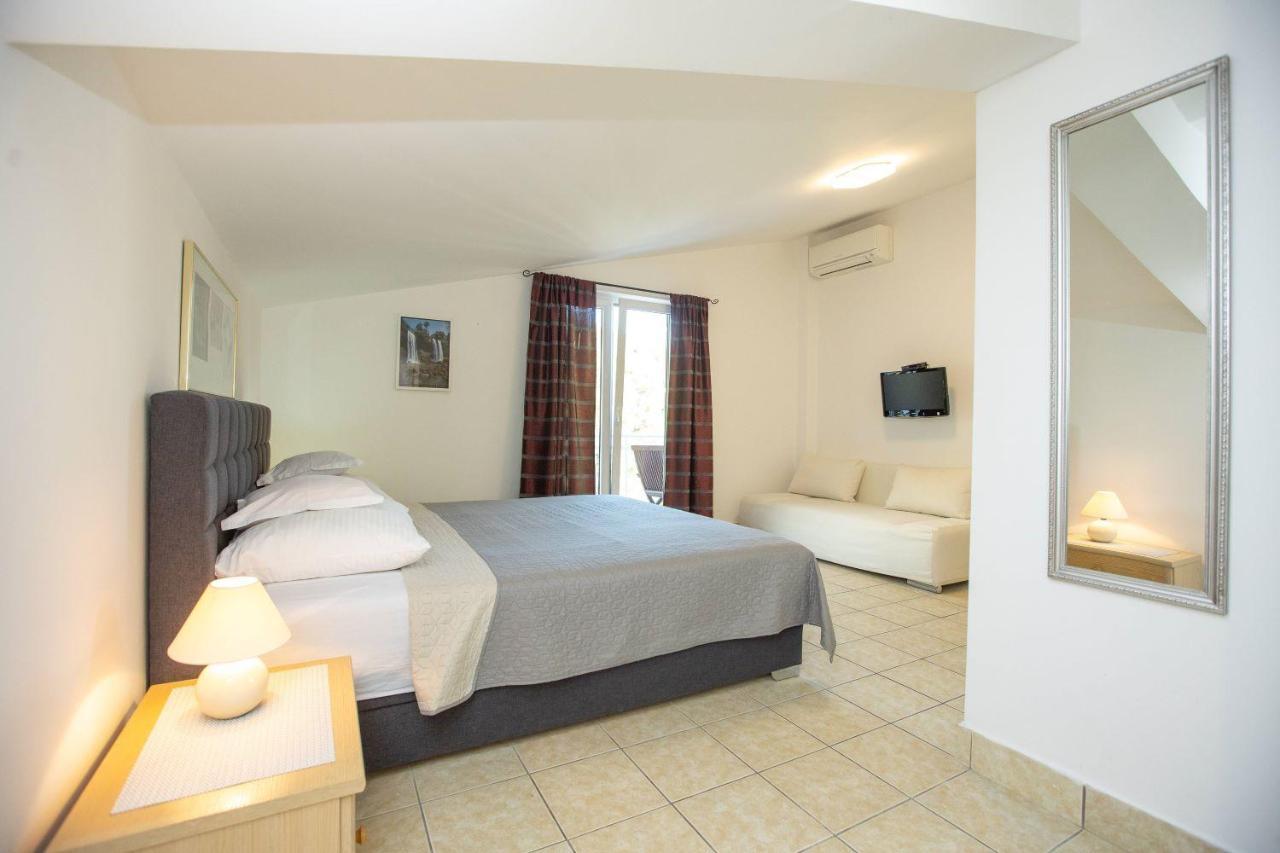 Apartments Mosor Omis Ngoại thất bức ảnh