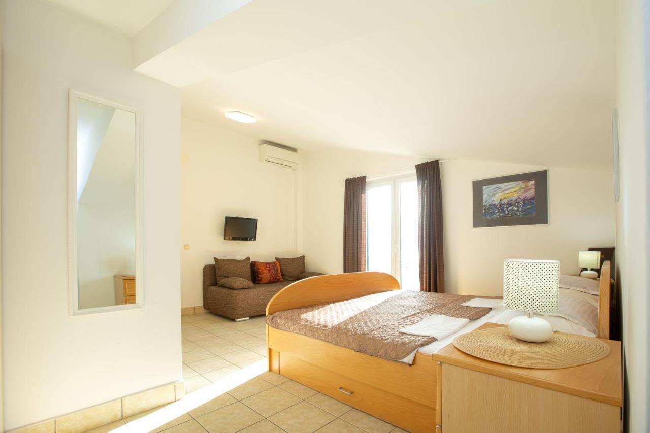 Apartments Mosor Omis Ngoại thất bức ảnh